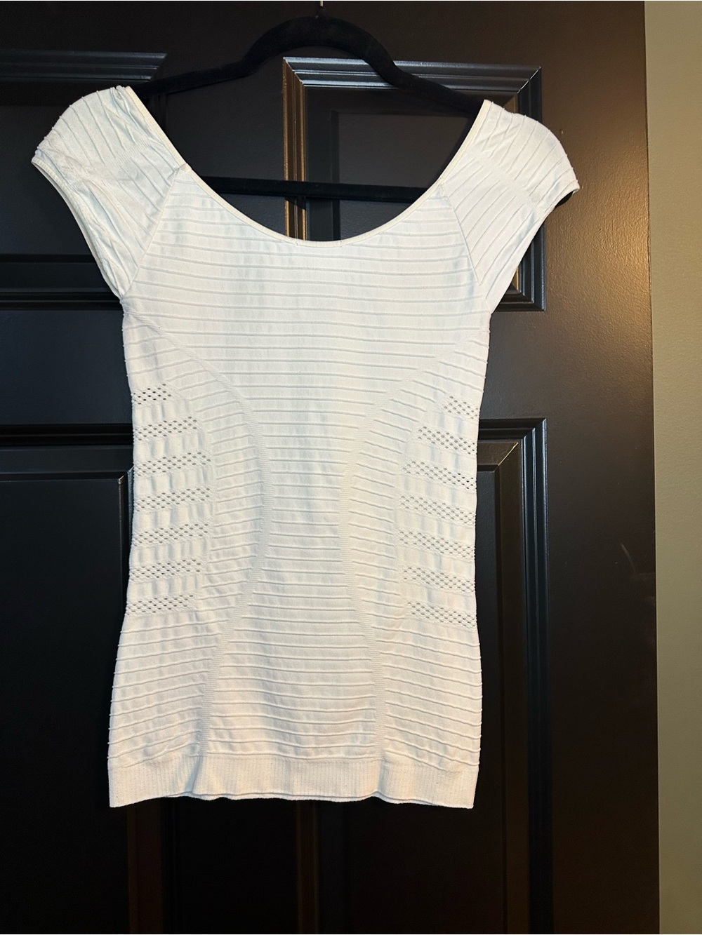 BEBE Ribbed Scoop Neck Top - Picture 2 of 4